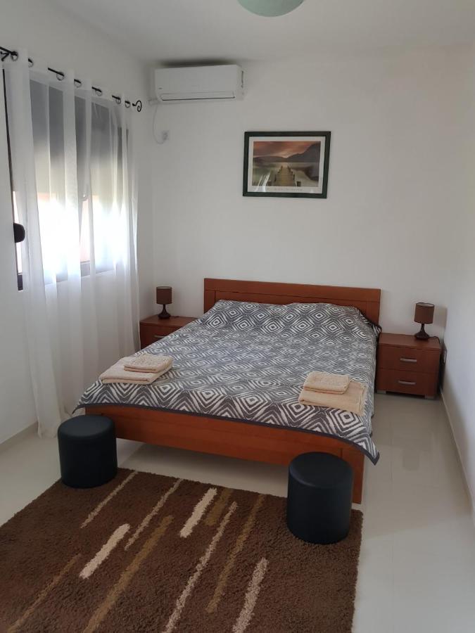 אוטייהא Villa Persik מראה חיצוני תמונה
