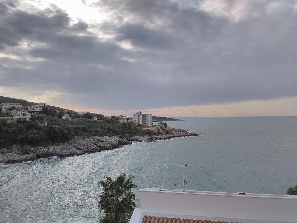 אוטייהא Villa Persik מראה חיצוני תמונה